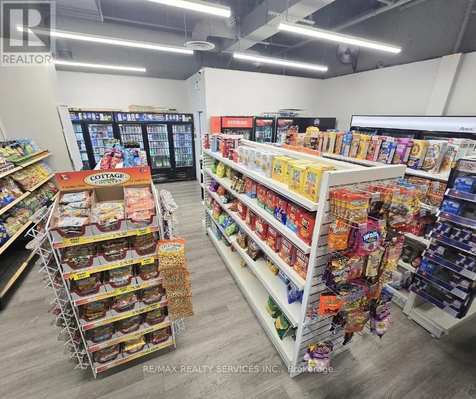 1490 BATHURST STREET