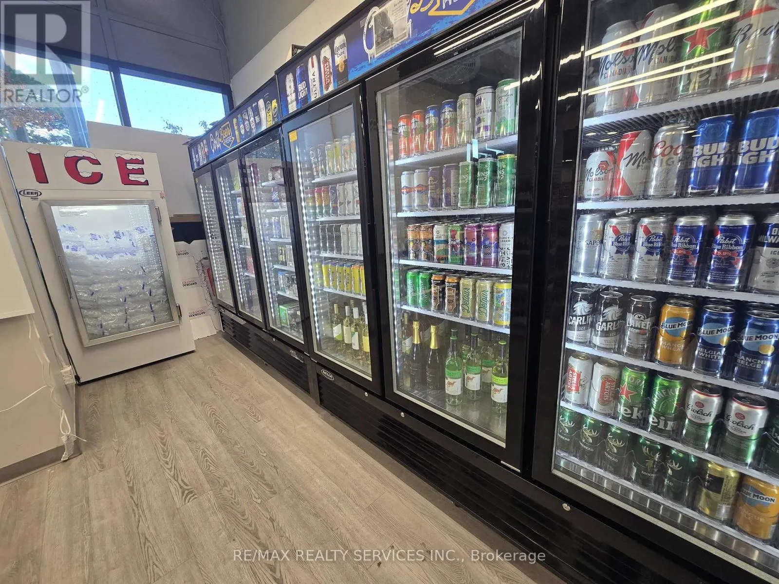 1490 BATHURST STREET