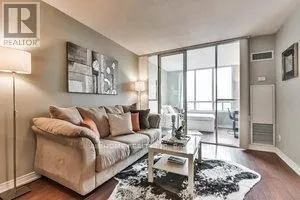 607 - 260 DORIS AVENUE