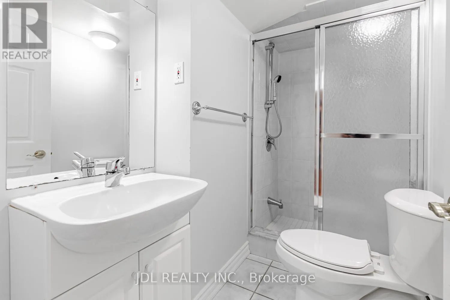 217 - 29 SCENIC MILL WAY