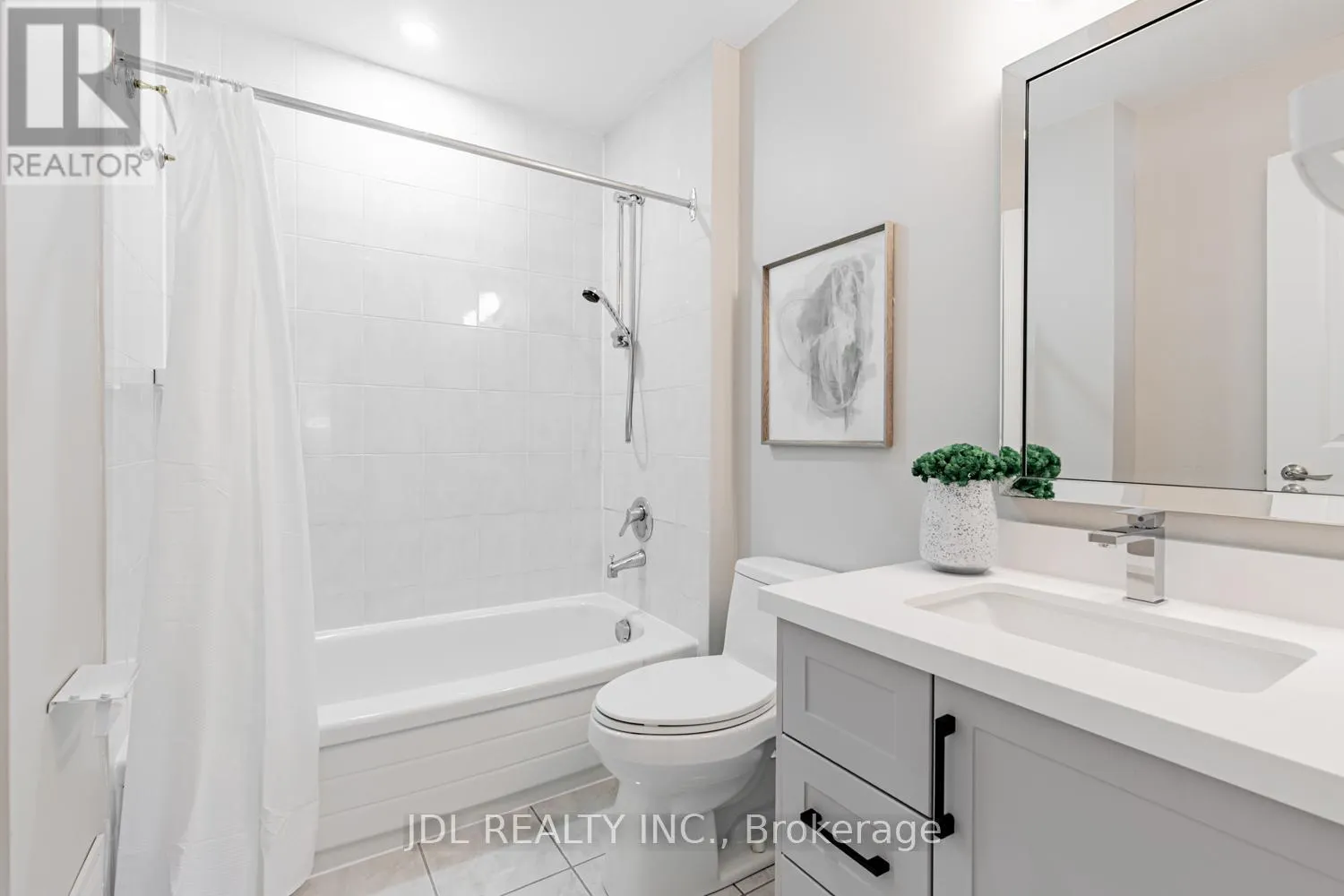 217 - 29 SCENIC MILL WAY