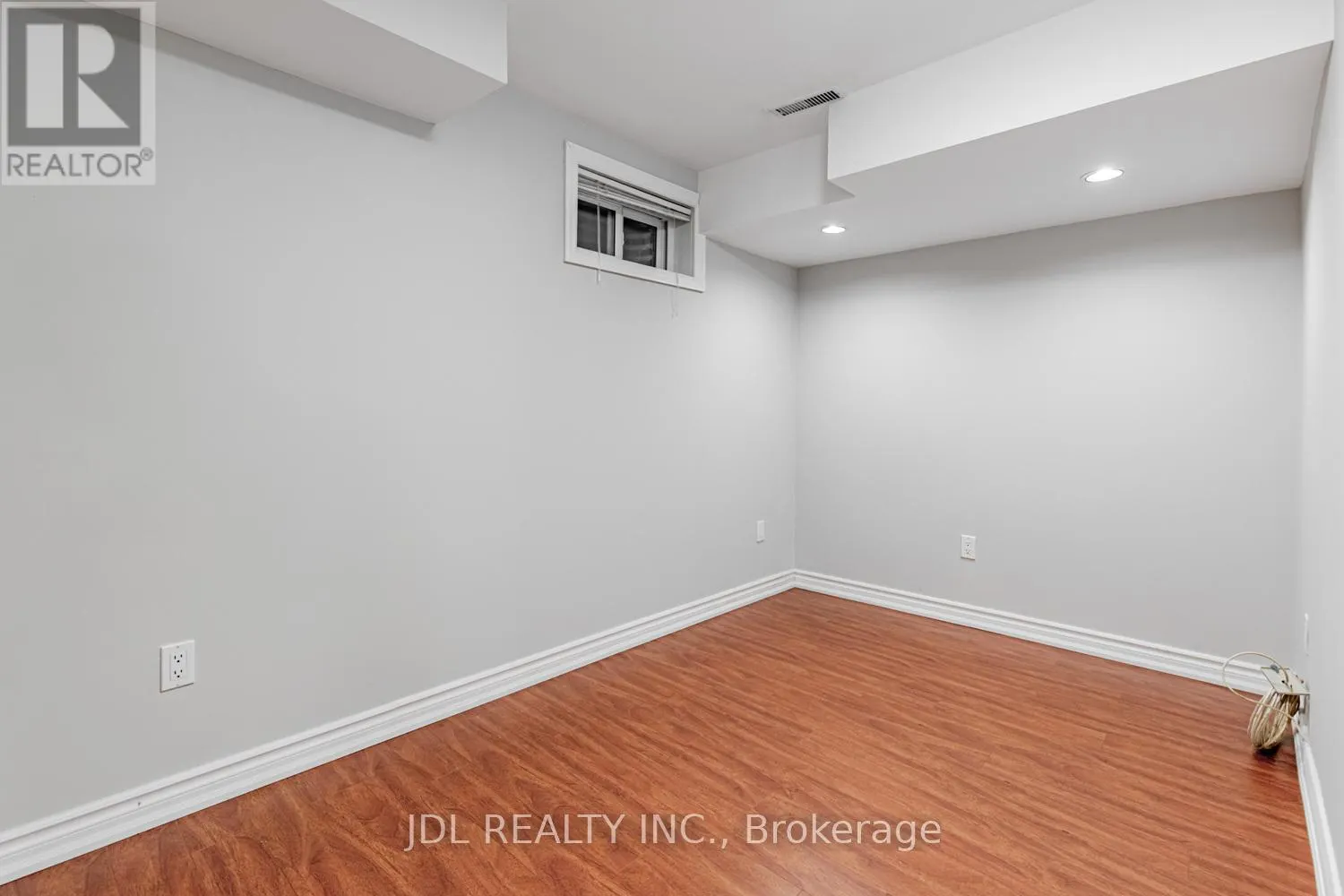 217 - 29 SCENIC MILL WAY