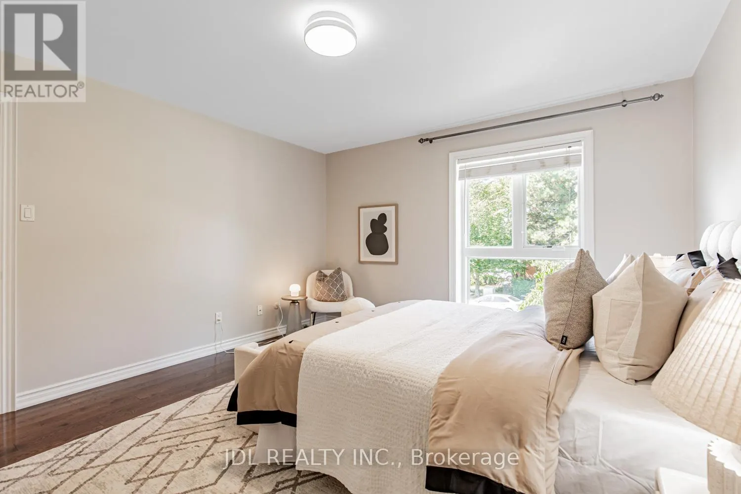 217 - 29 SCENIC MILL WAY