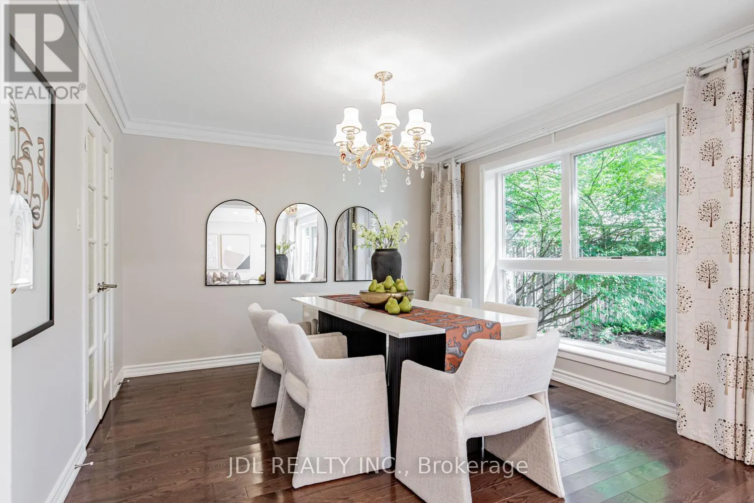 217 - 29 SCENIC MILL WAY