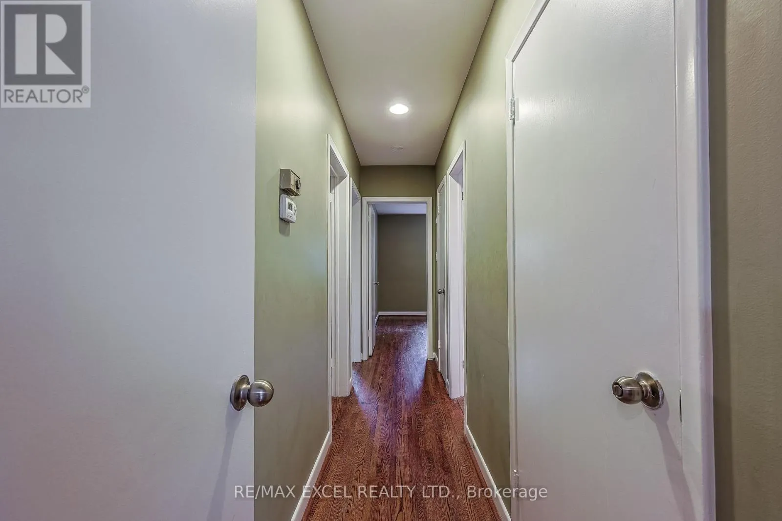 MAIN FL - 241 BURNETT AVENUE W