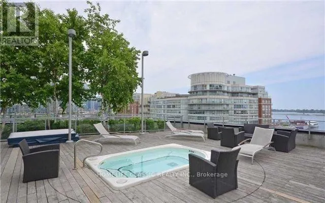 2105 - 38 DAN LECKIE WAY