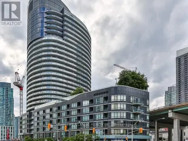 2105 - 38 DAN LECKIE WAY