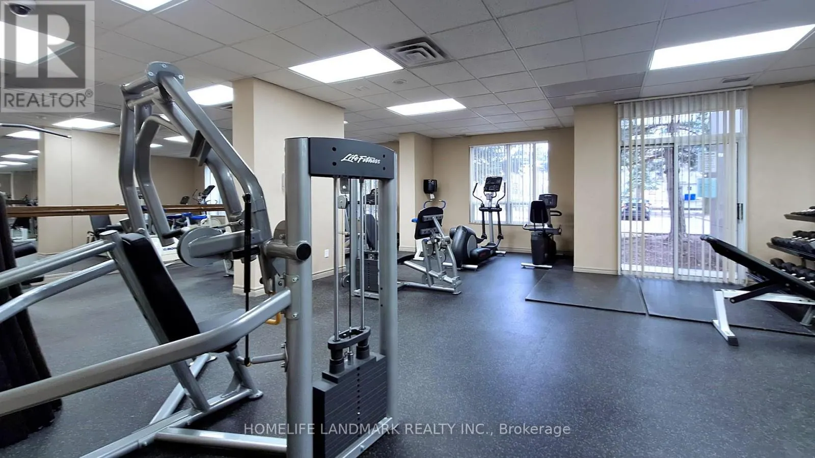 1103 - 28 EMPRESS AVENUE