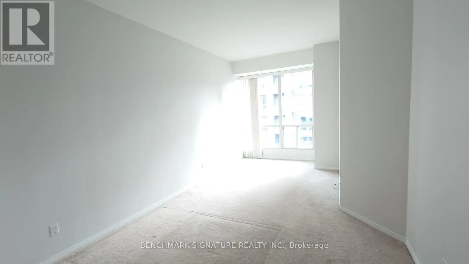 2104 - 7 KING STREET E