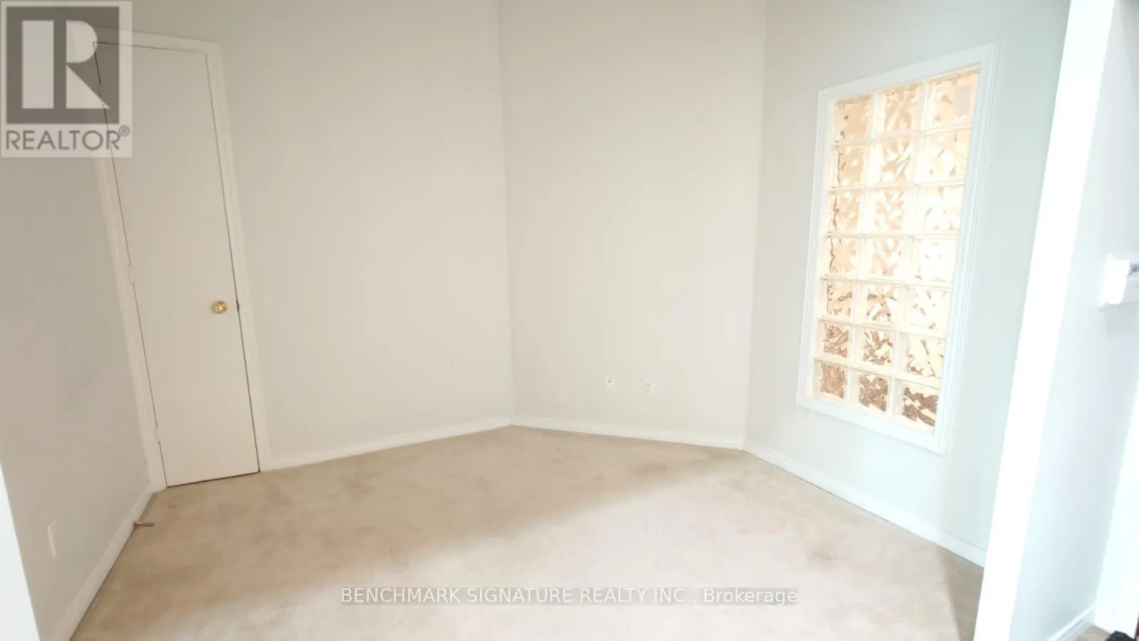 2104 - 7 KING STREET E