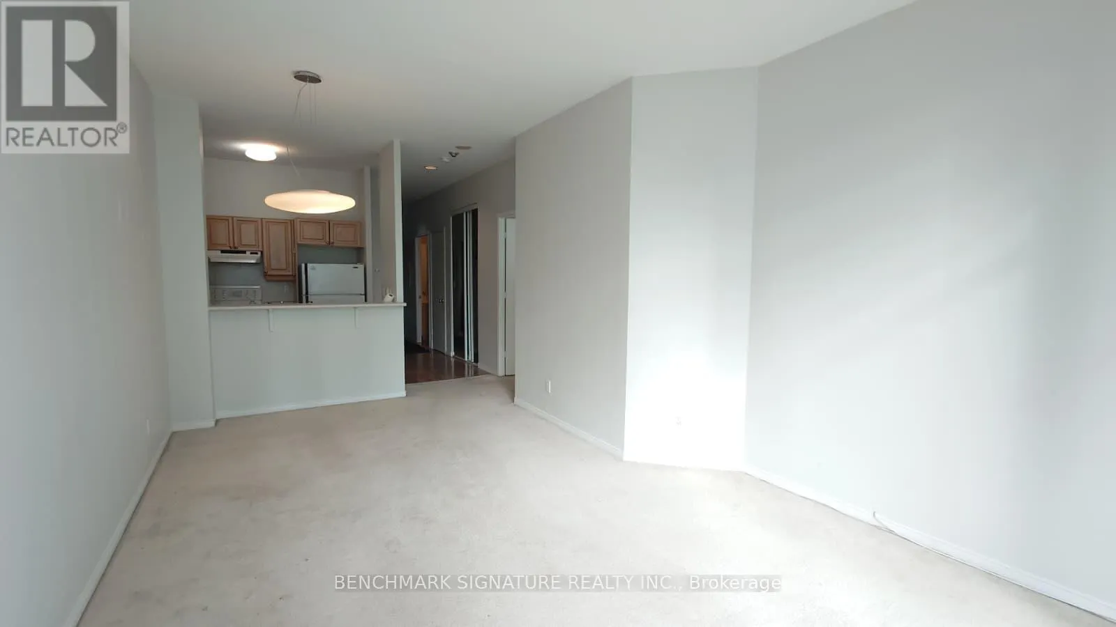 2104 - 7 KING STREET E