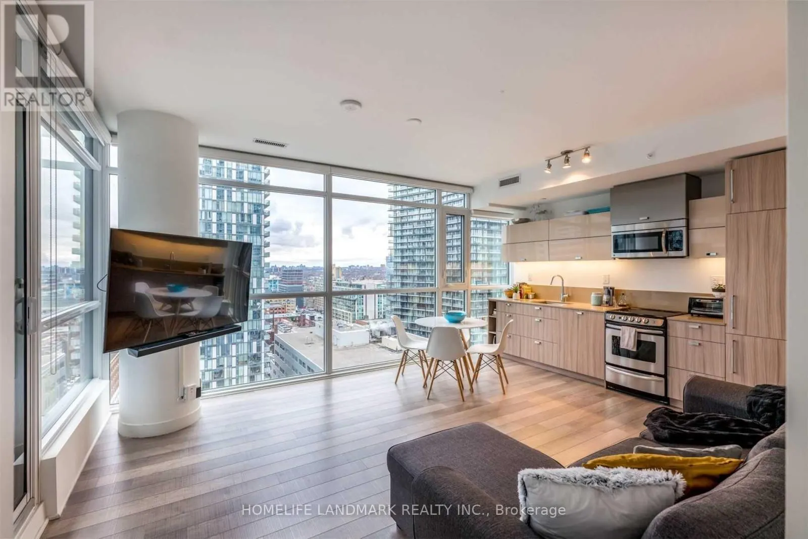 1911 - 290 ADELAIDE STREET W