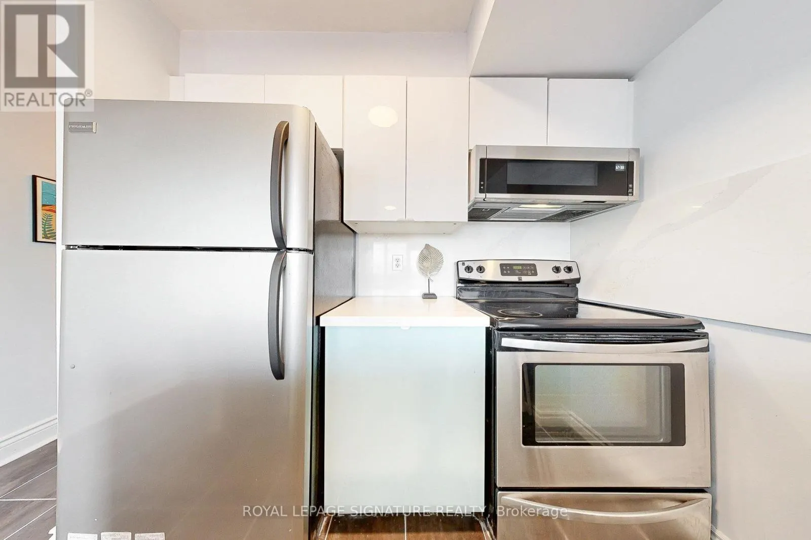 1205 - 39 PARLIAMENT STREET