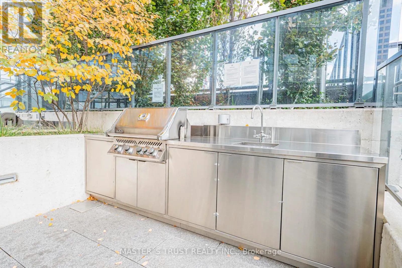 3004 - 99 JOHN STREET