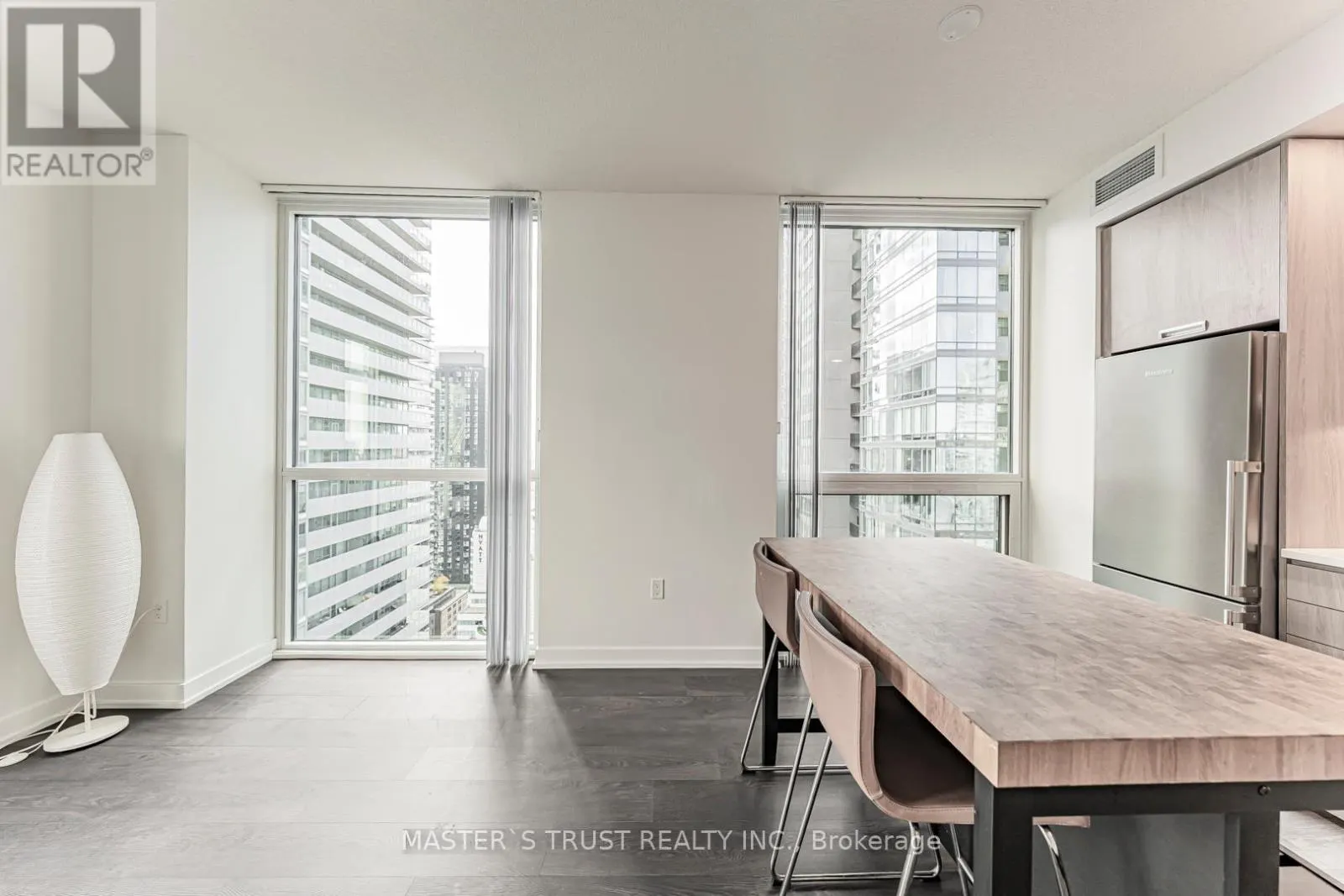 3004 - 99 JOHN STREET