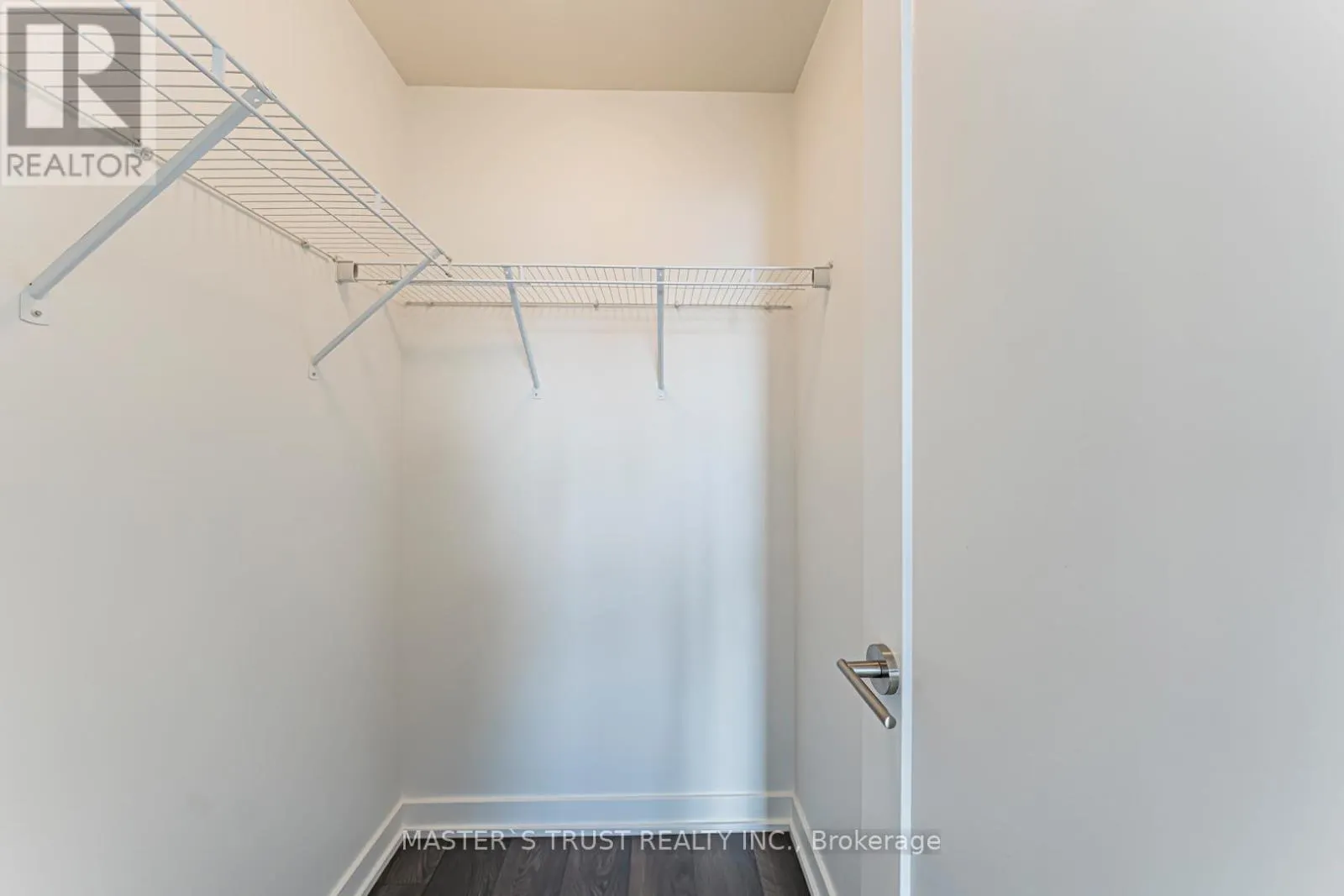 3004 - 99 JOHN STREET