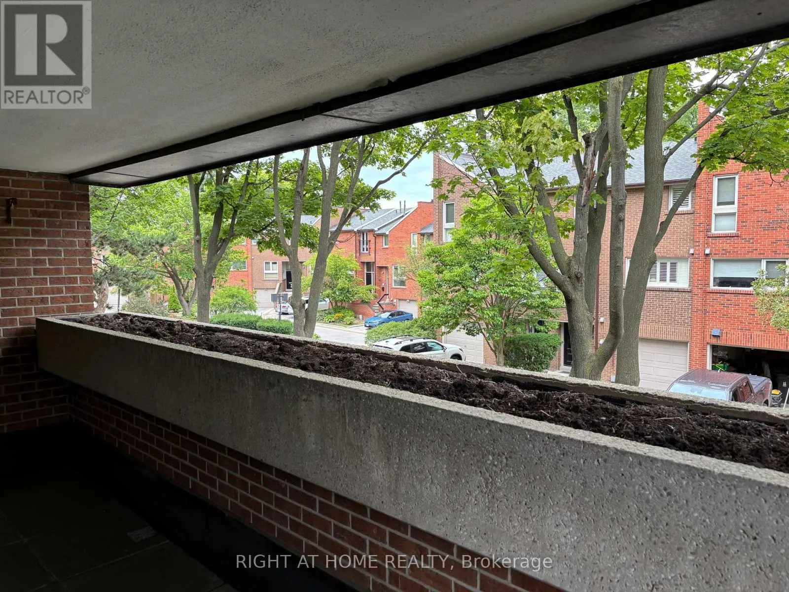 318 - 40 SYLVAN VALLEY WAY