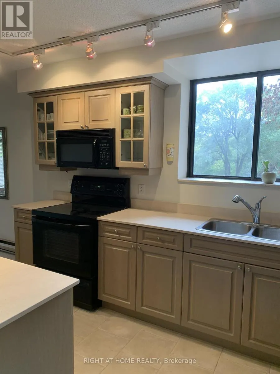 318 - 40 SYLVAN VALLEY WAY