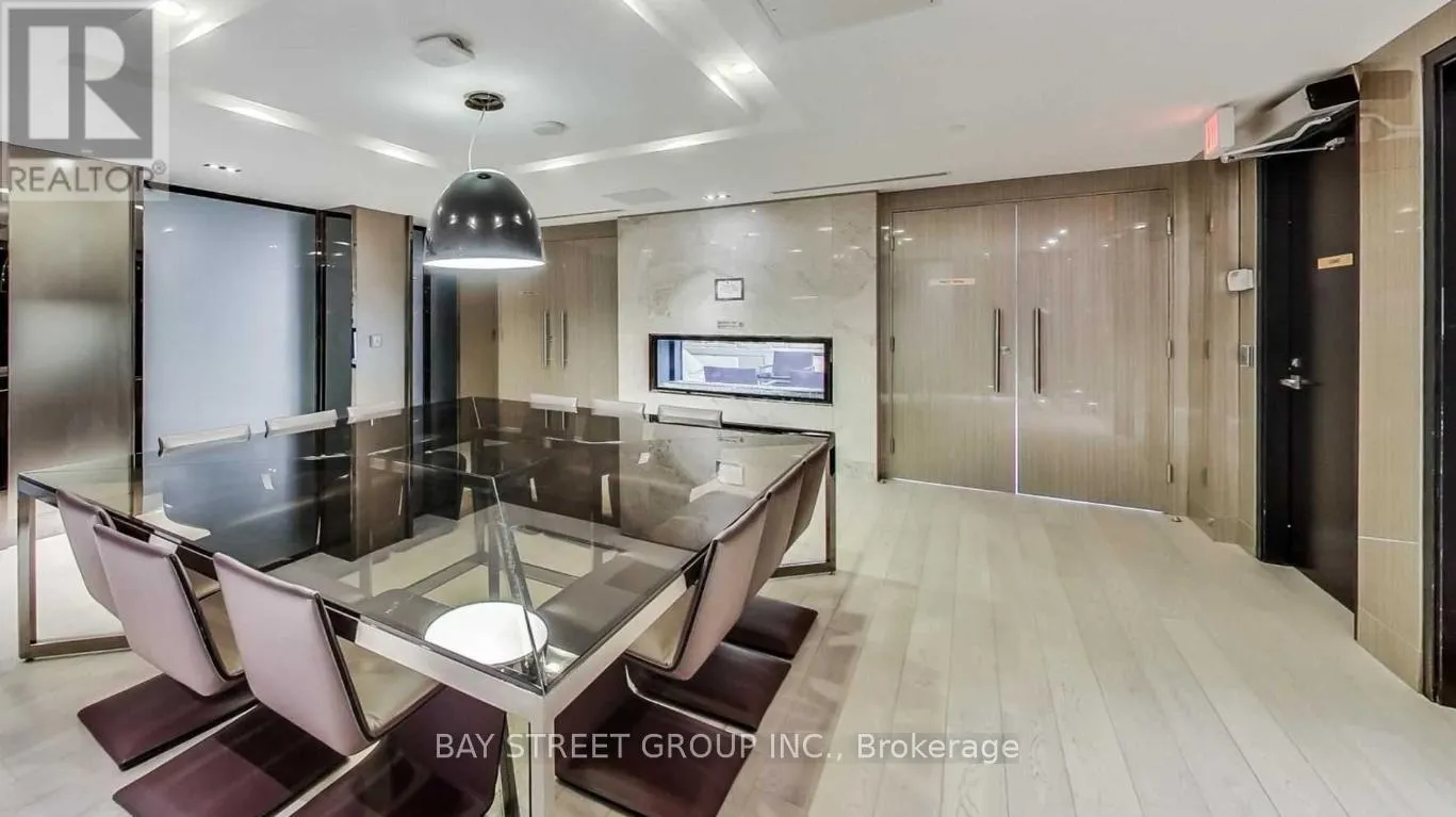 918 - 98 LILLIAN STREET