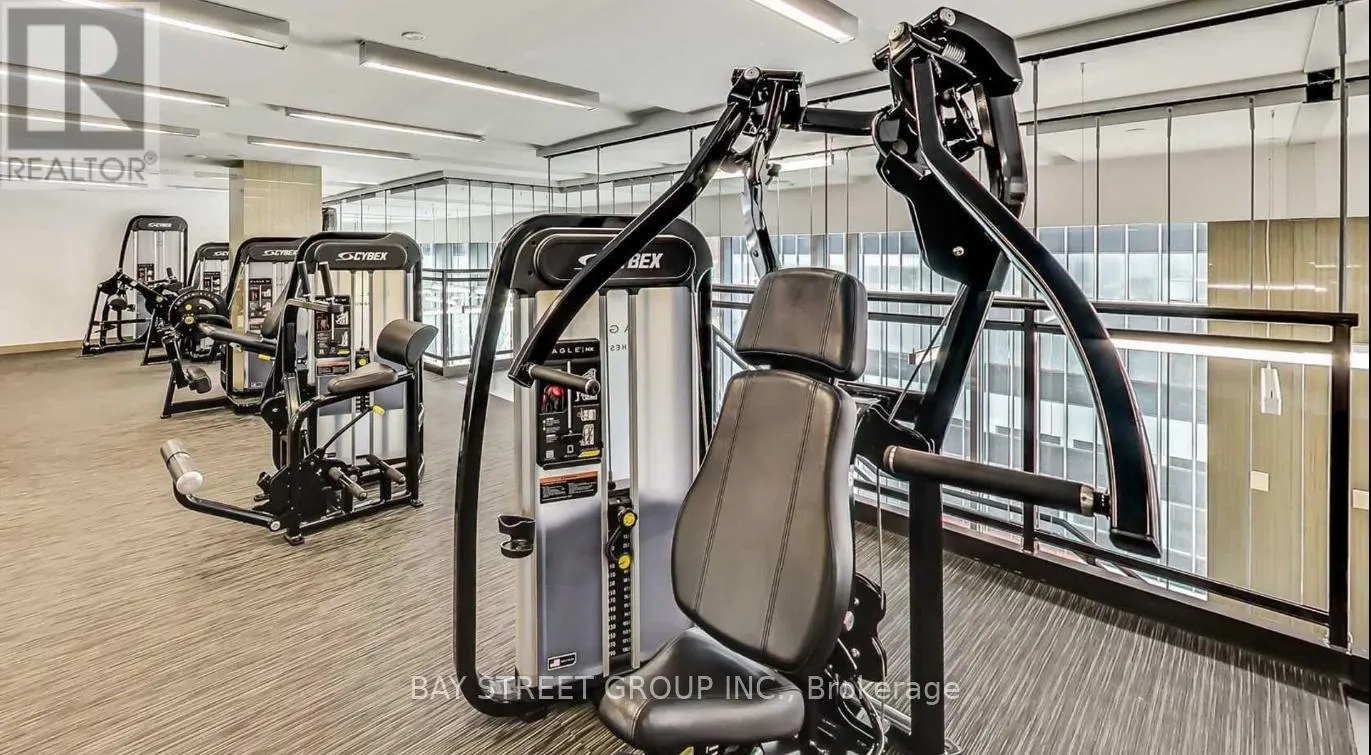 918 - 98 LILLIAN STREET