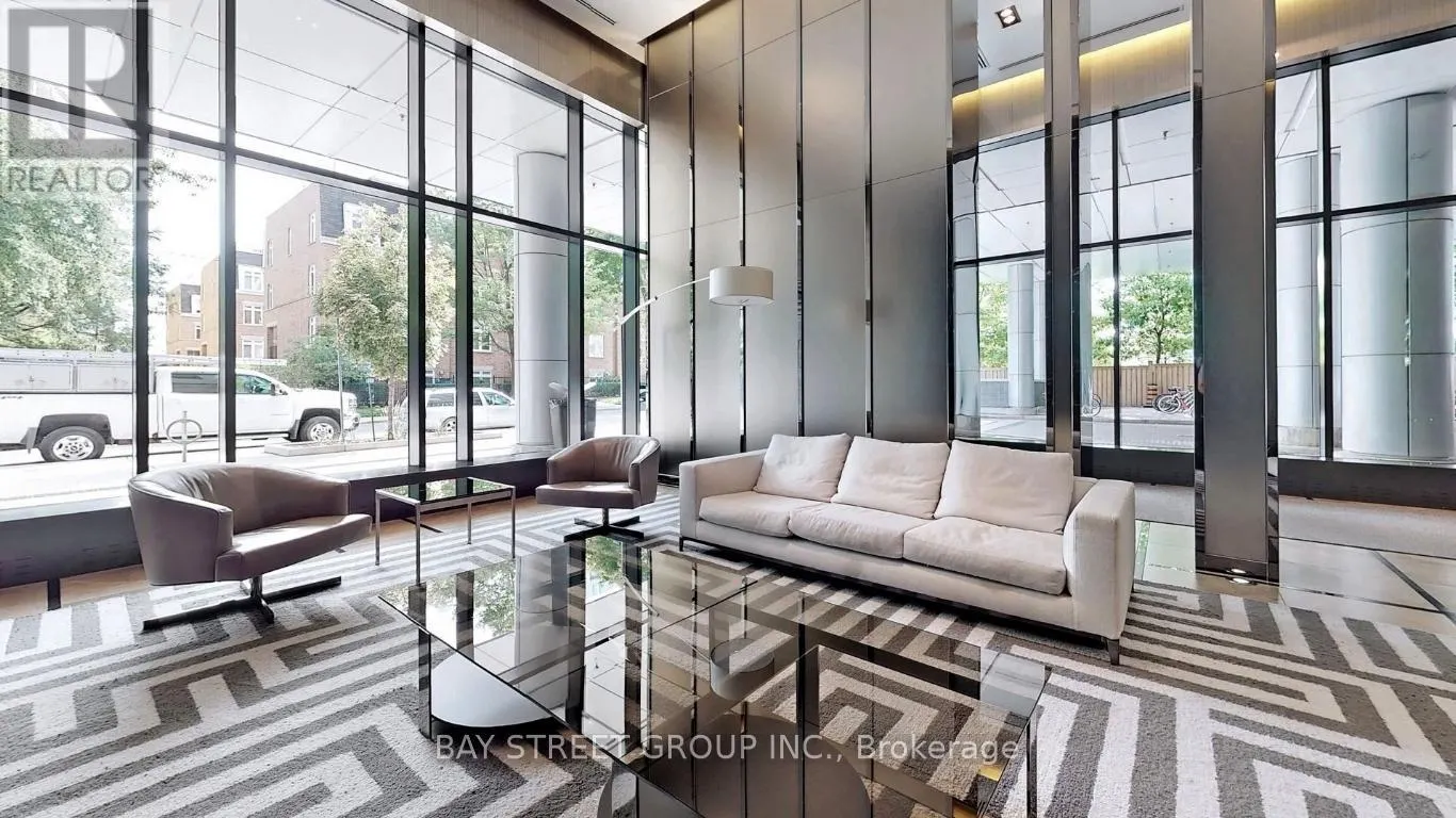 918 - 98 LILLIAN STREET