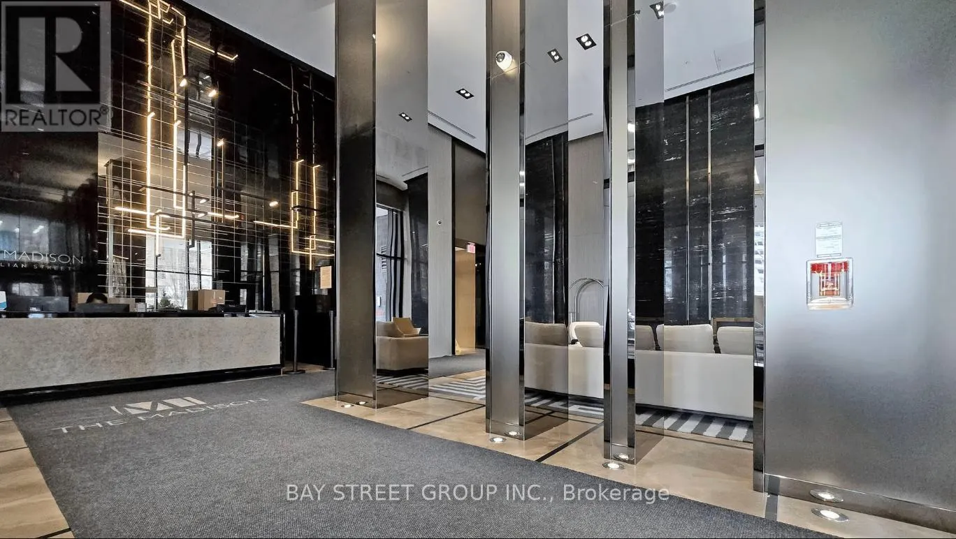 918 - 98 LILLIAN STREET