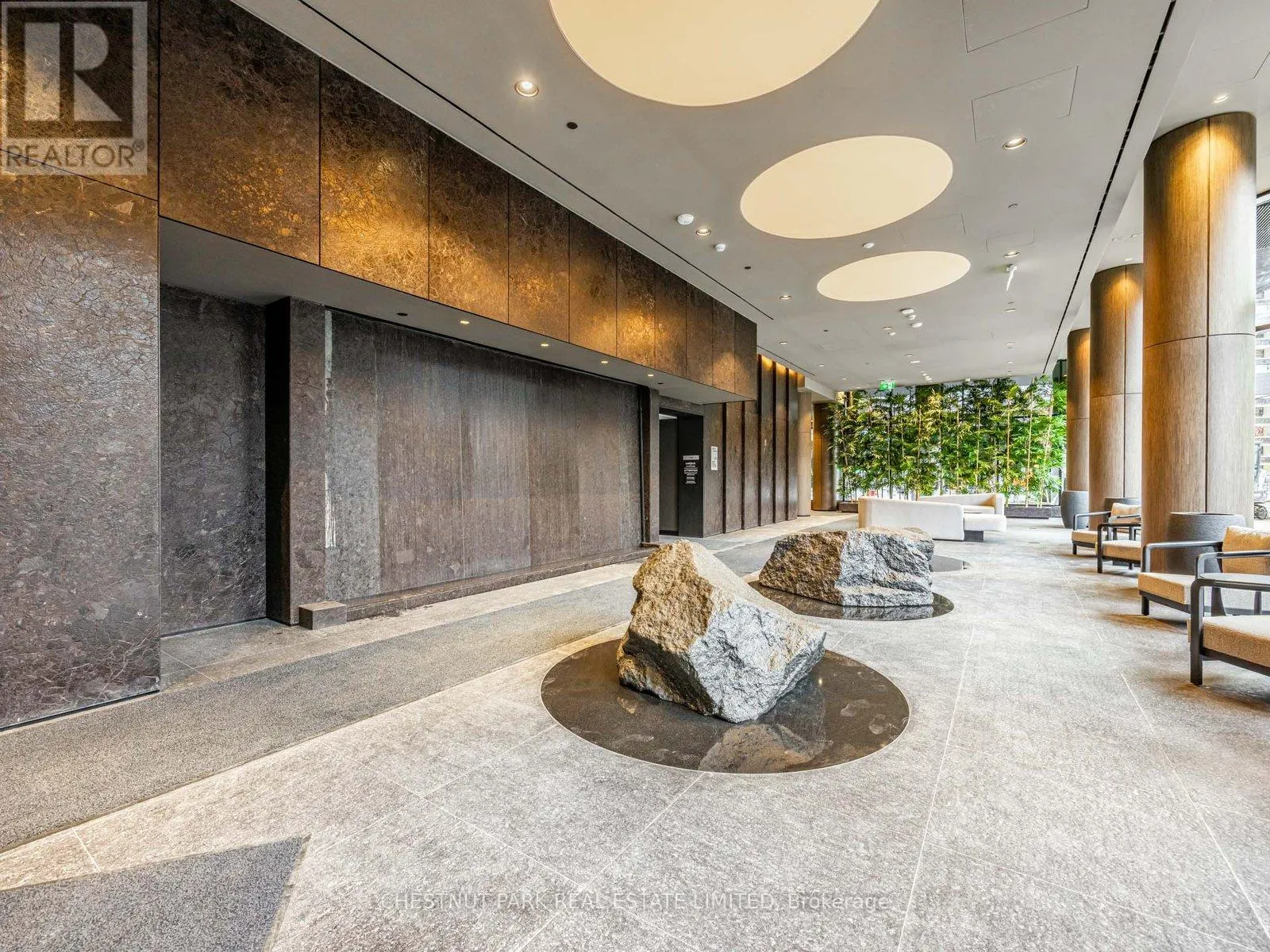 1006 S - 110 BROADWAY AVENUE