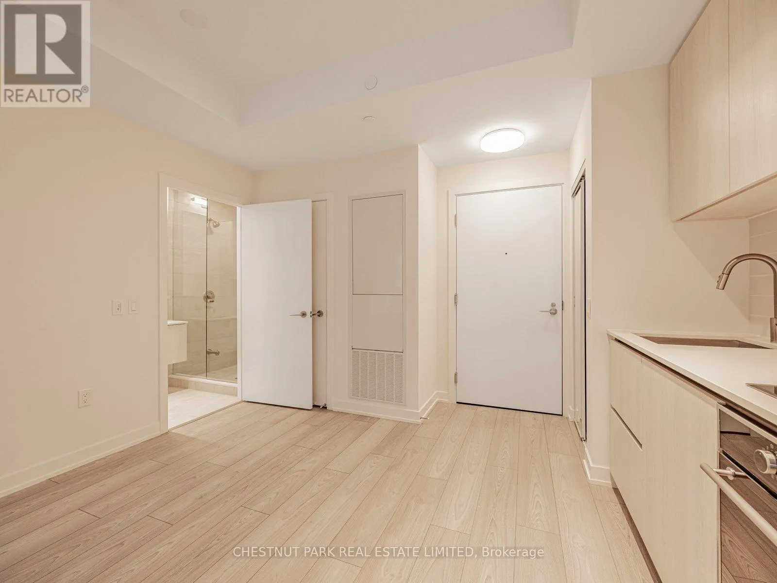 1006 S - 110 BROADWAY AVENUE