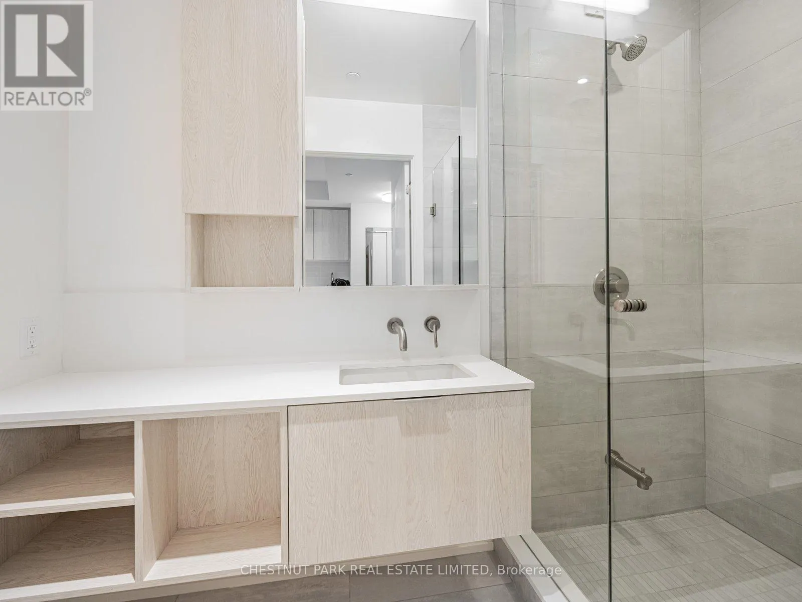 1006 S - 110 BROADWAY AVENUE