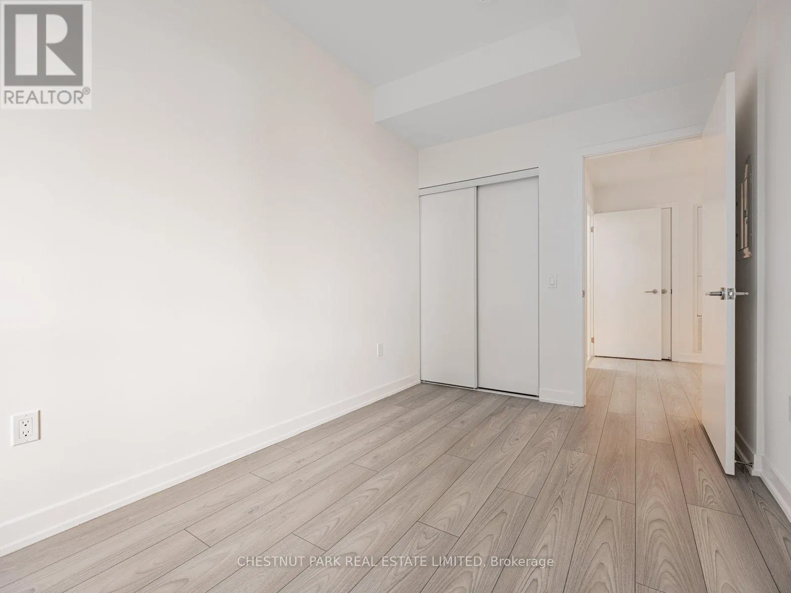 1006 S - 110 BROADWAY AVENUE