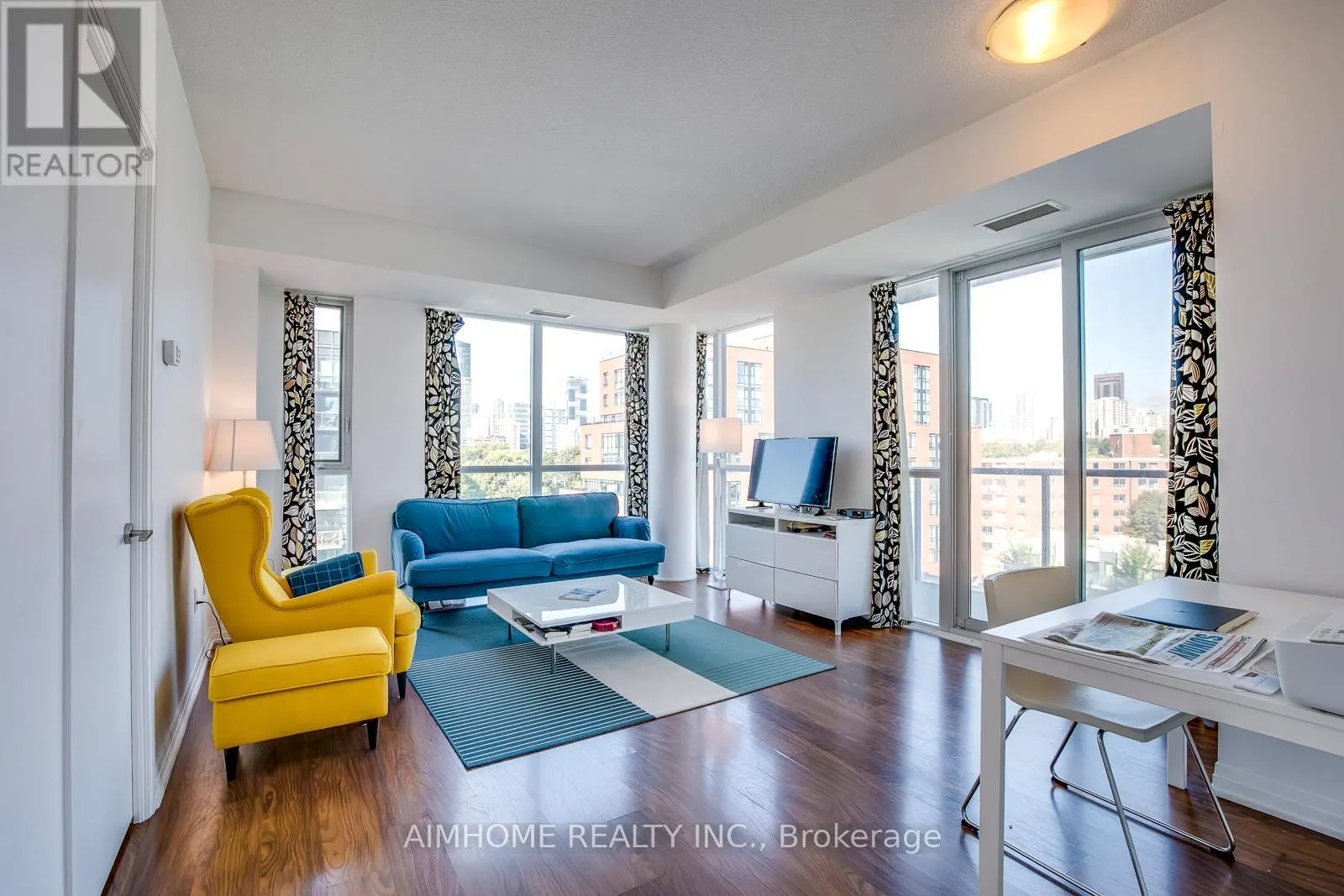 713 - 25 COLE STREET