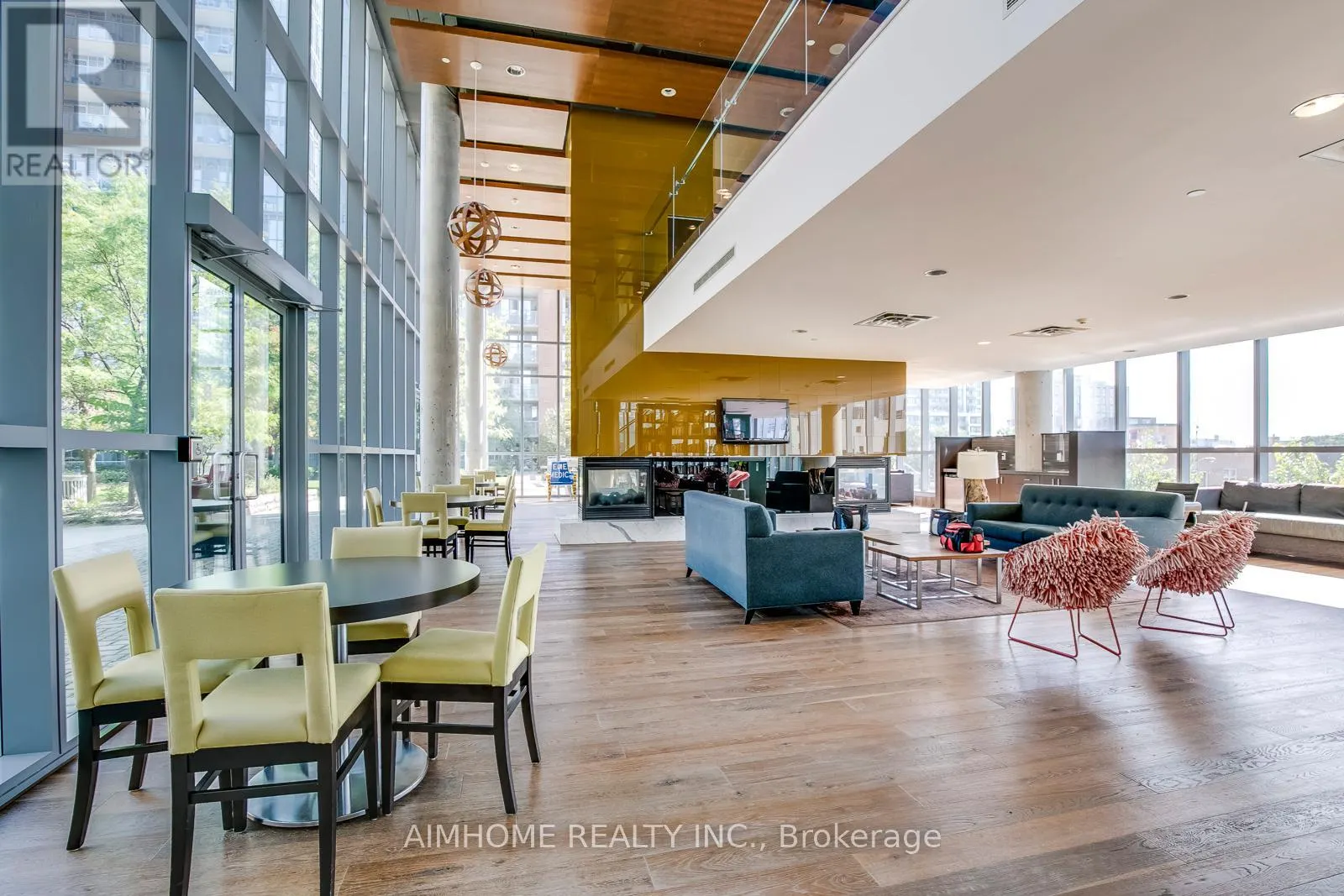 713 - 25 COLE STREET