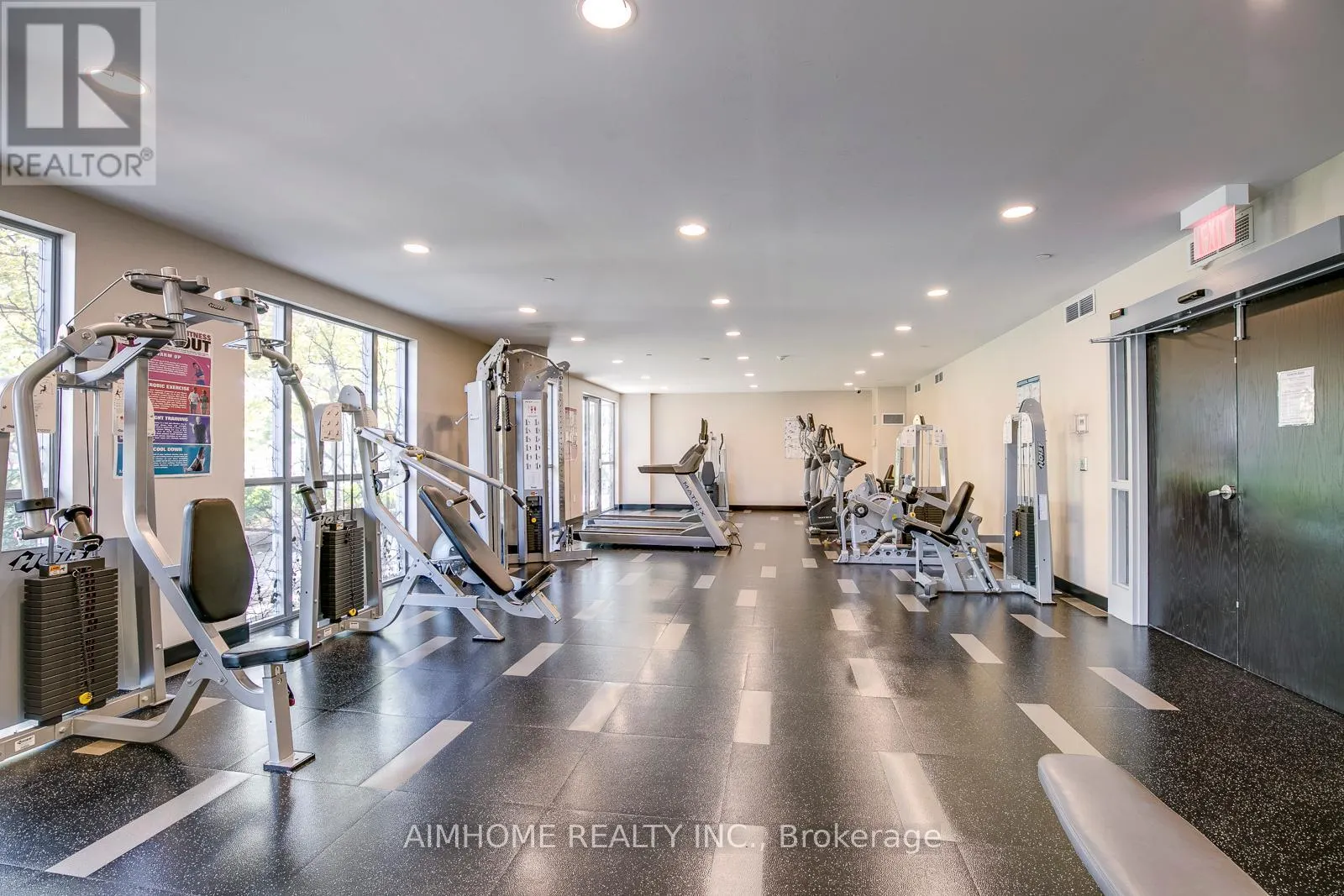 713 - 25 COLE STREET