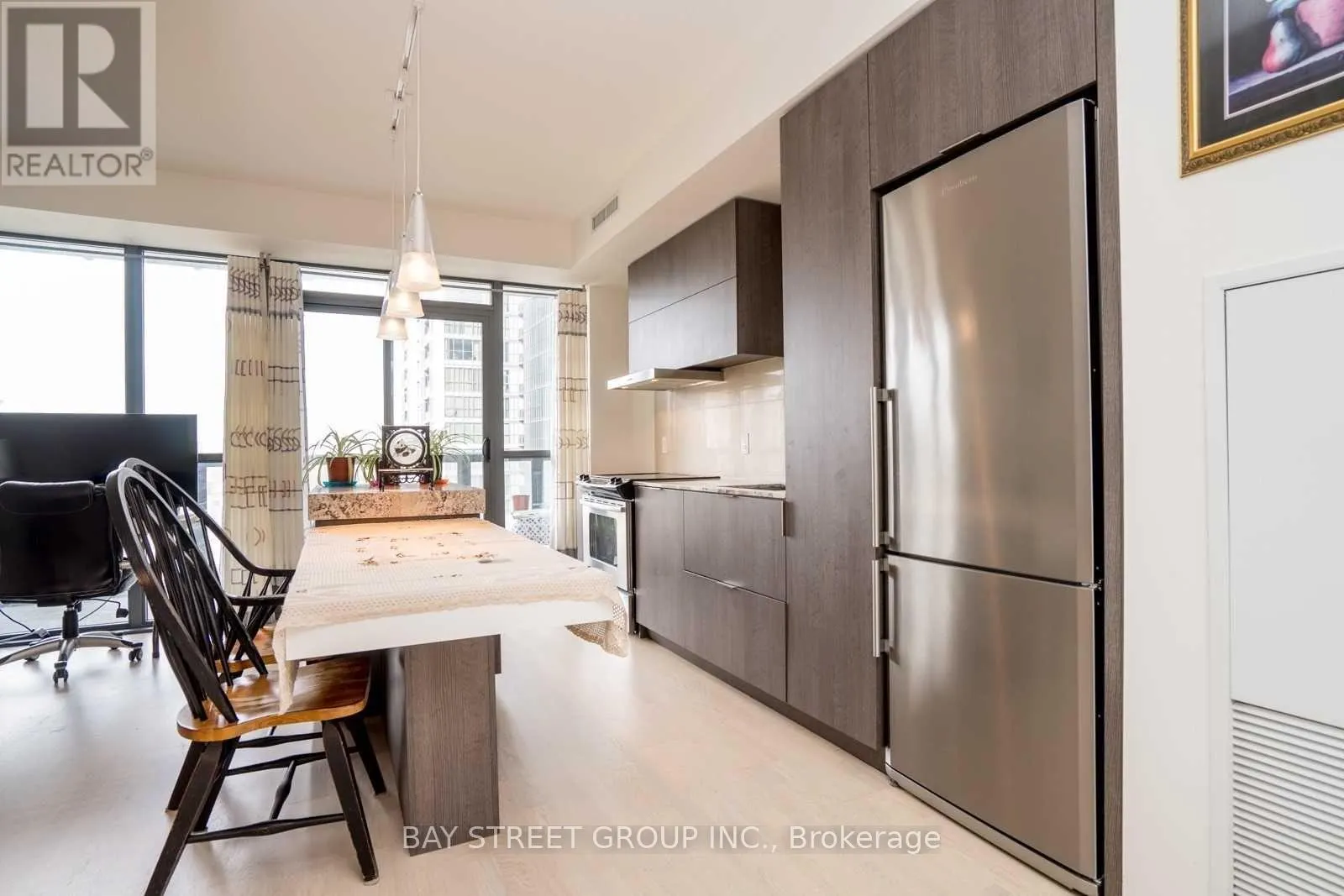 1709 - 101 CHARLES STREET E