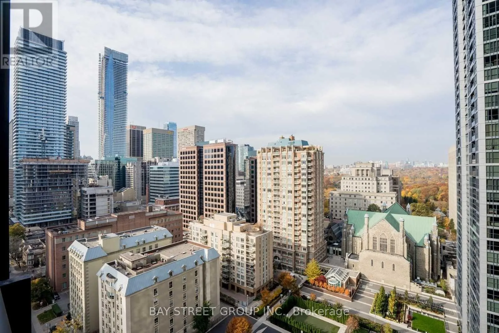 1709 - 101 CHARLES STREET E