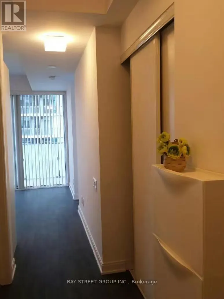 2103 - 42 CHARLES STREET E