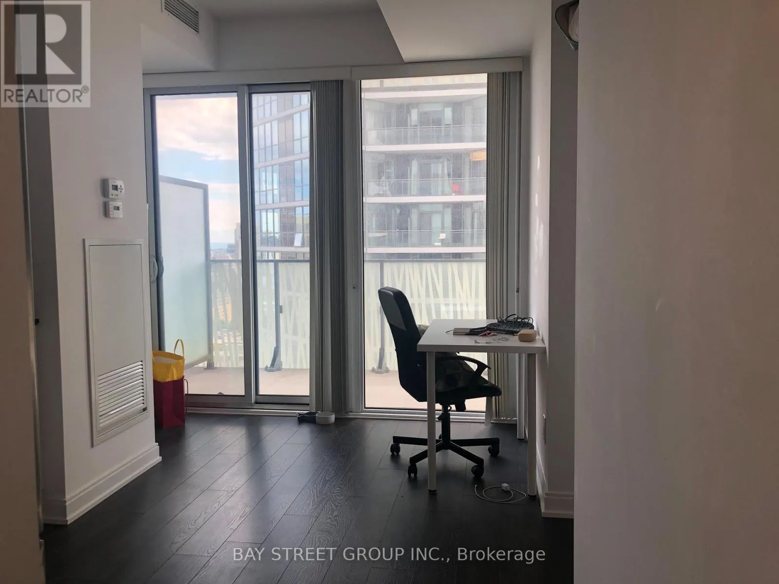 2103 - 42 CHARLES STREET E