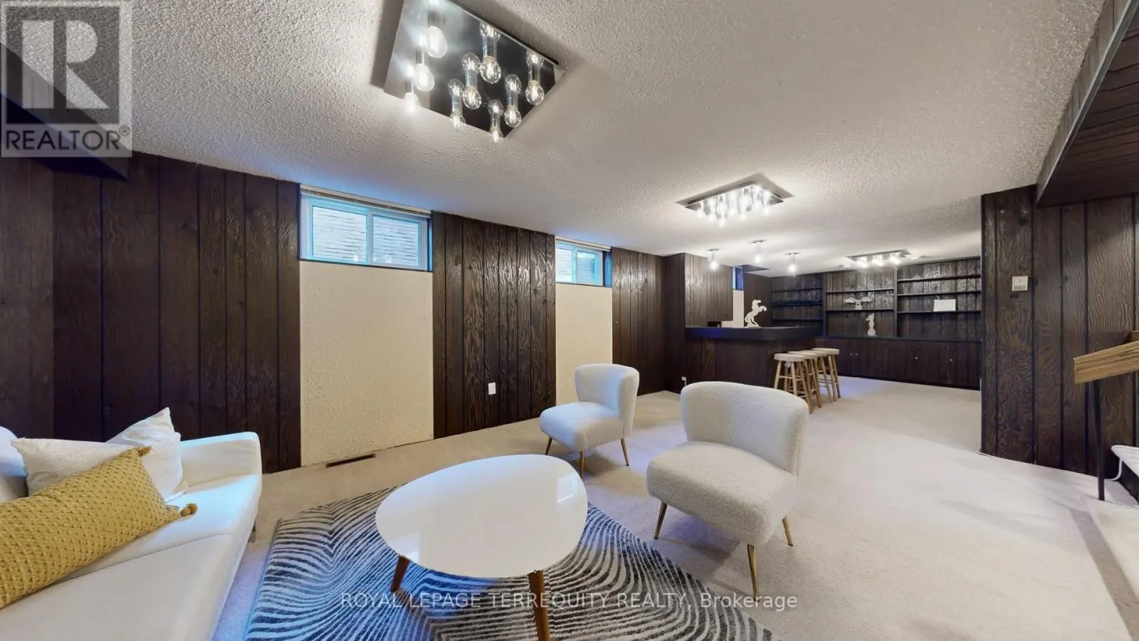 41 BEARDMORE CRESCENT