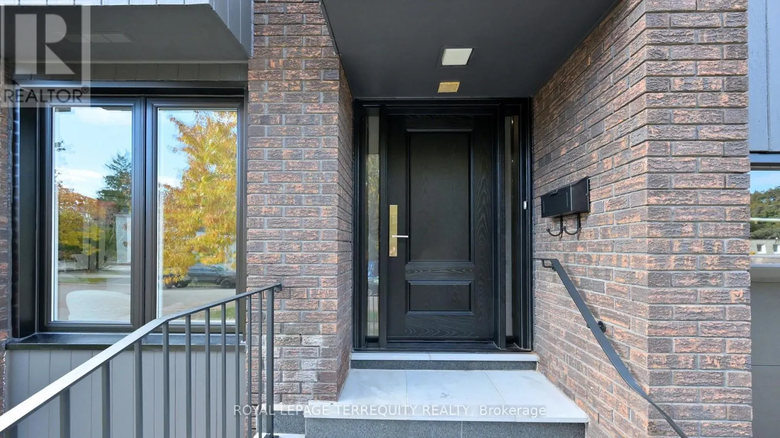 41 BEARDMORE CRESCENT