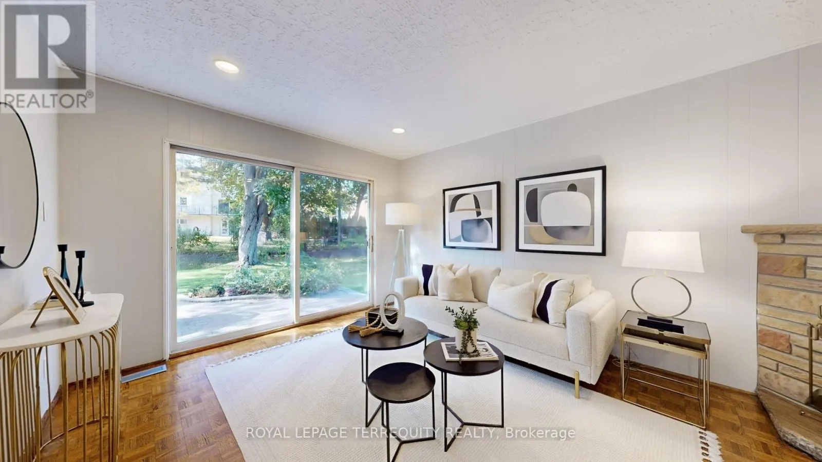 41 BEARDMORE CRESCENT