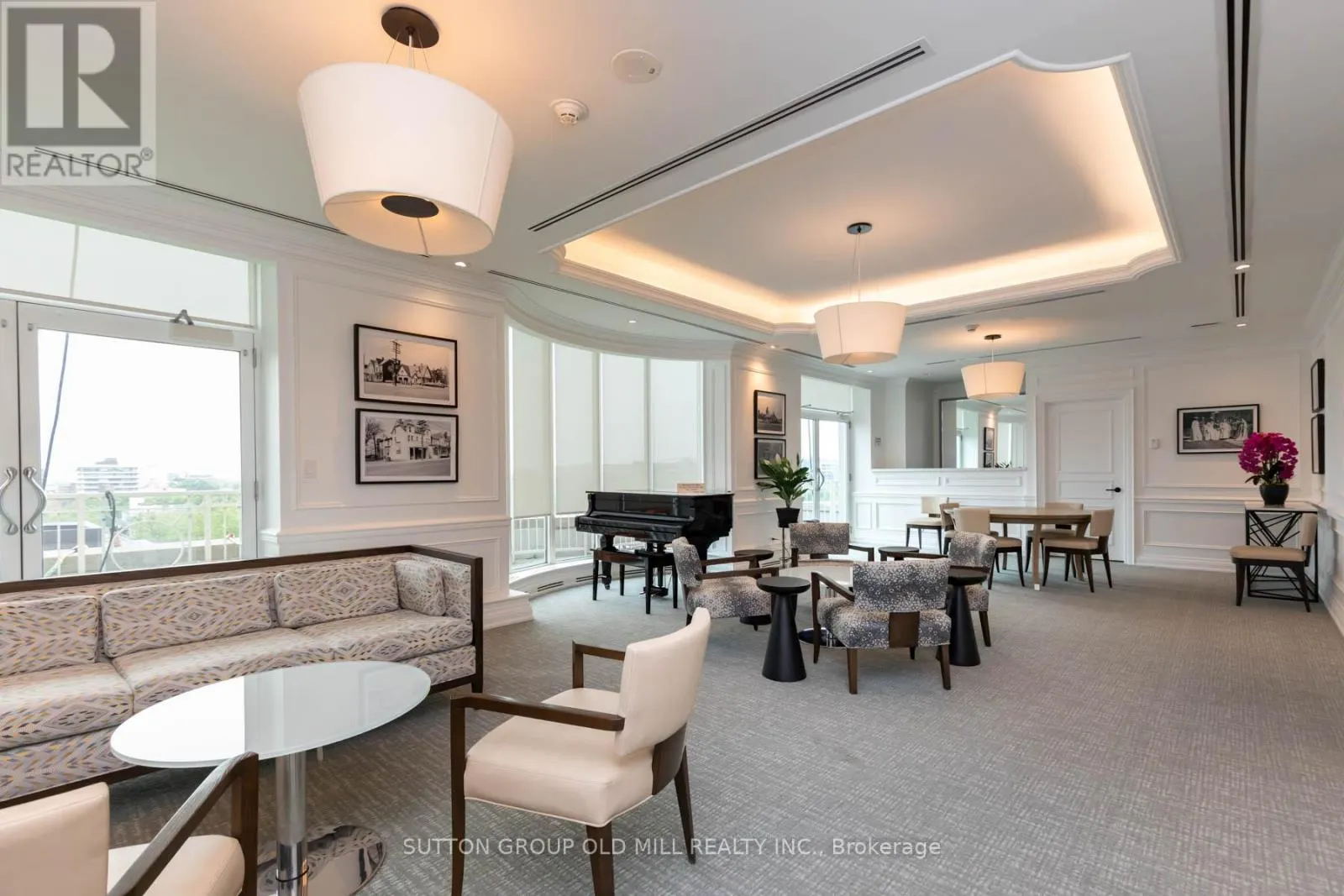 700 - 38 AVENUE ROAD