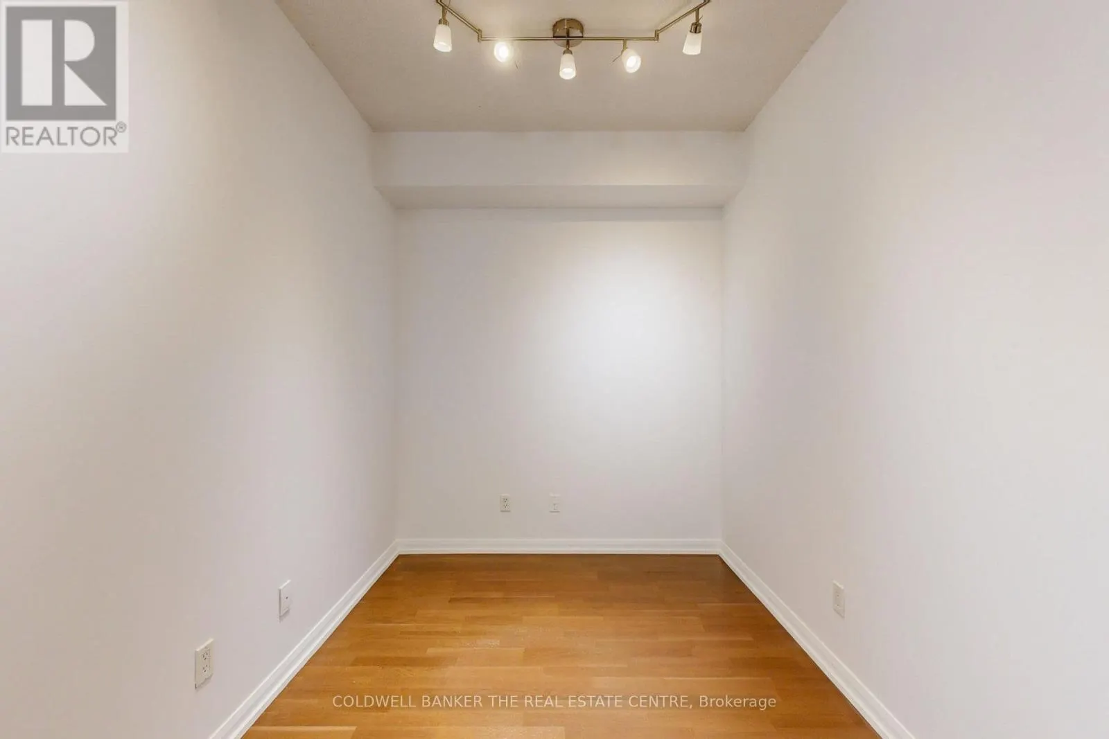 1118 - 111 ELIZABETH STREET