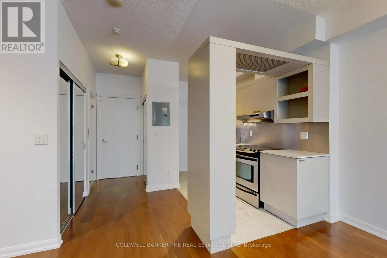 1118 - 111 ELIZABETH STREET