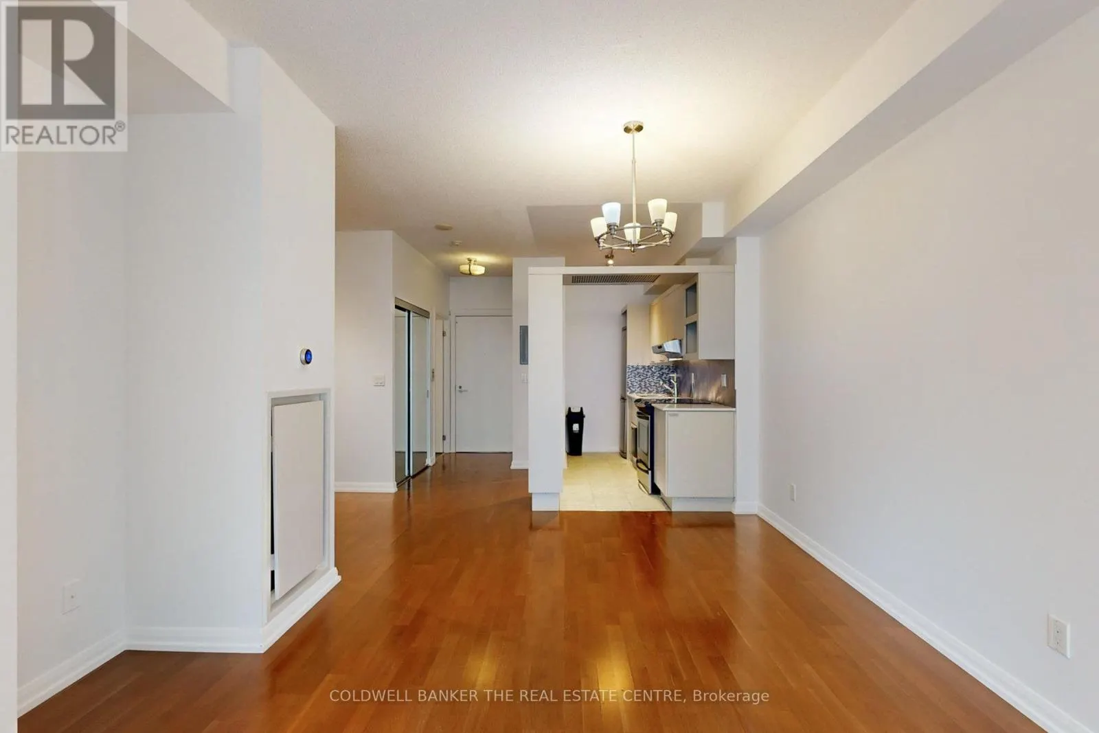 1118 - 111 ELIZABETH STREET