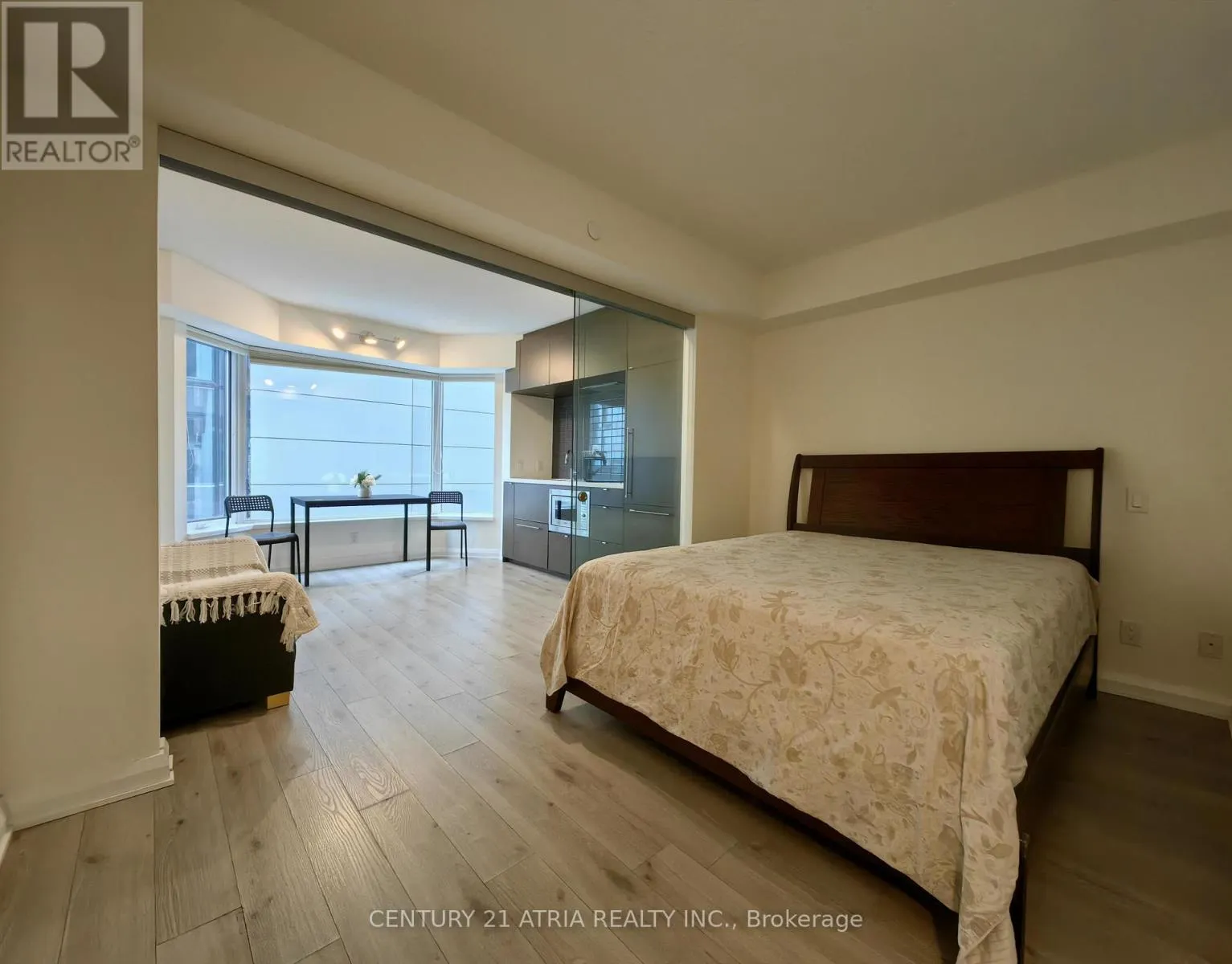 605 - 155 YORKVILLE AVENUE