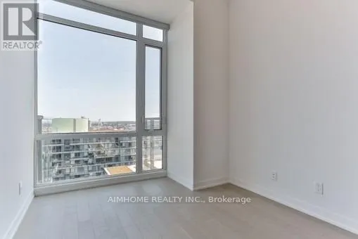 N1111 - 455 FRONT STREET E