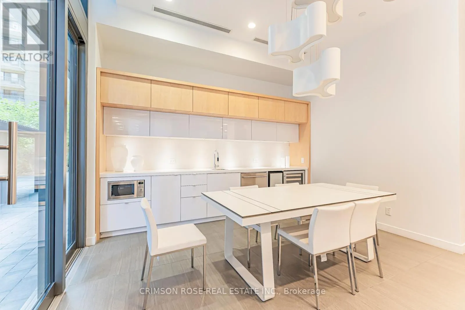 3510 - 45 CHARLES STREET E