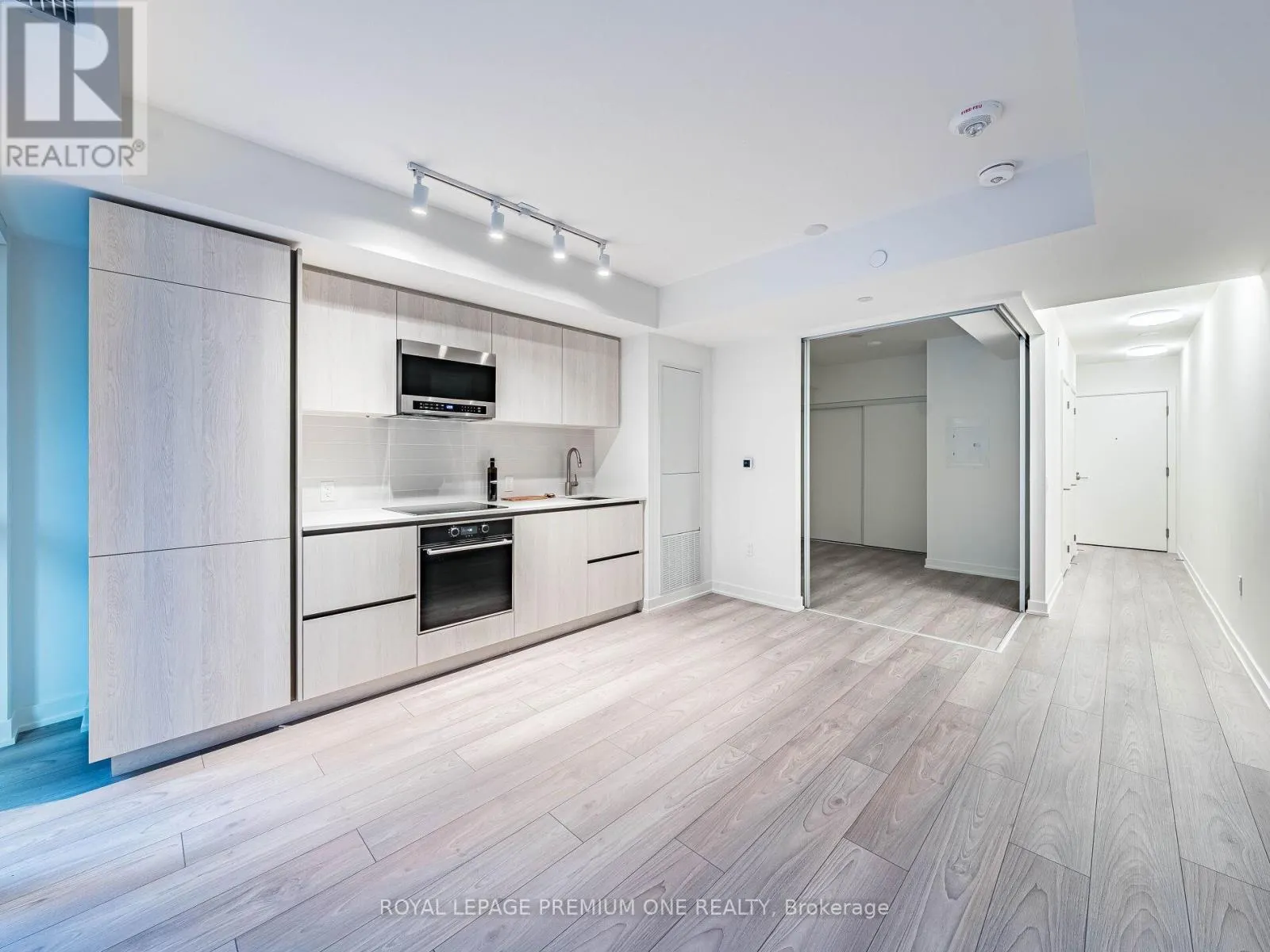 #310S - 110 BROADWAY AVENUE