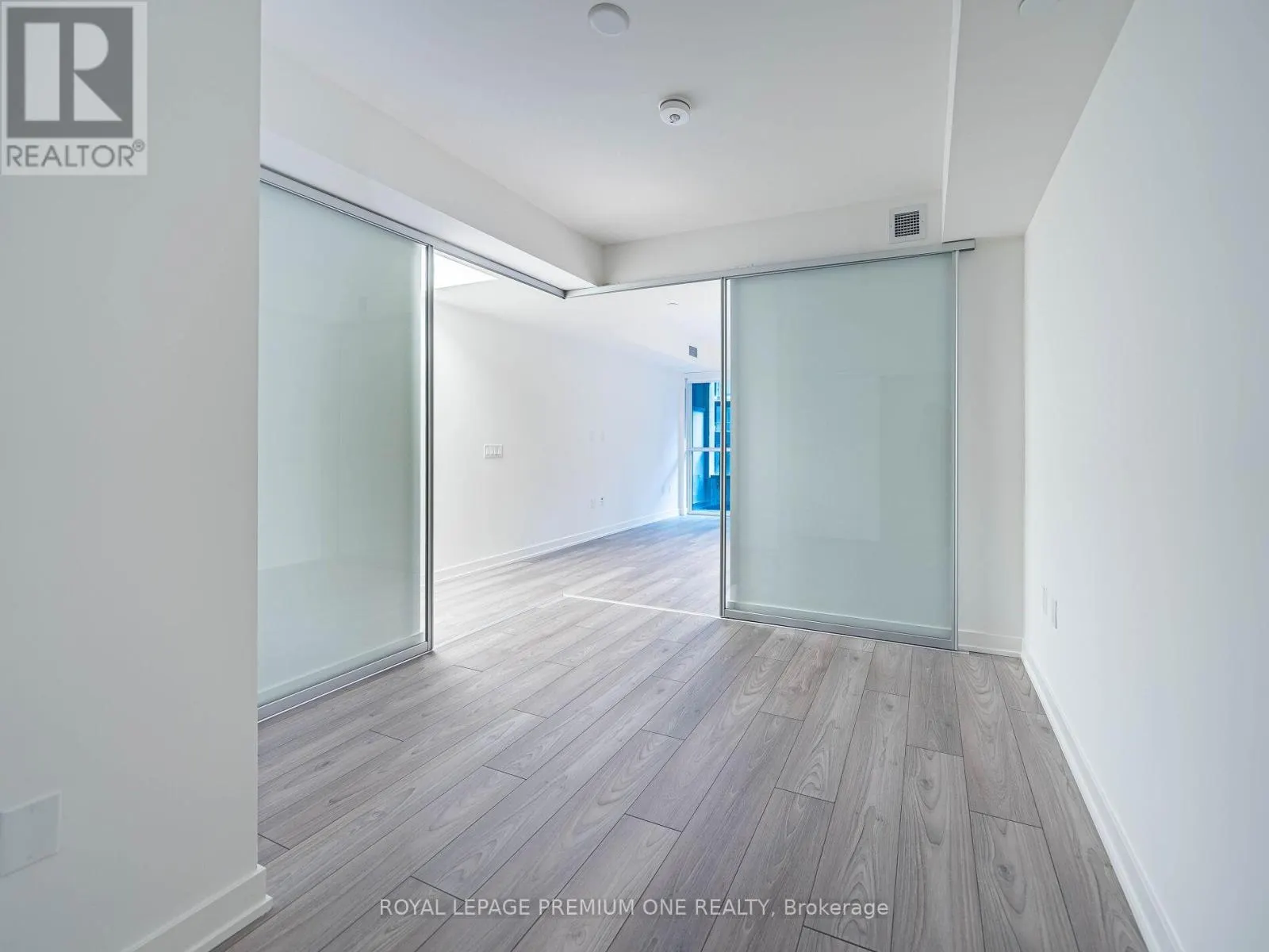 #310S - 110 BROADWAY AVENUE