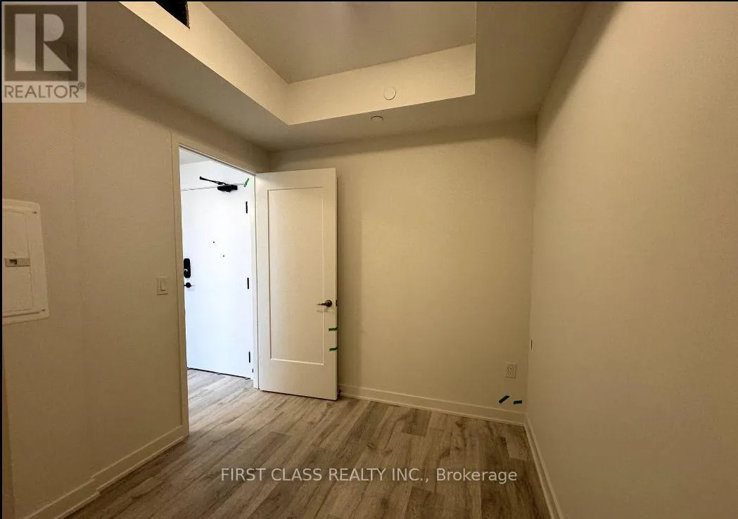 1803 E - 70 PRINCESS STREET